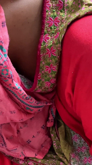 جميلة خادمة جريل العاملة سخيف الجنس من الصعب صاحبها كس