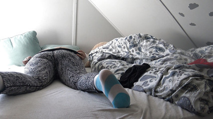 التركية الحمار الكبير فتاة الاستمناء