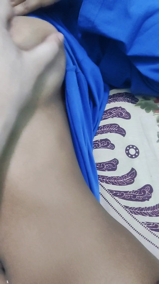 بدون الواقي الذكري مارس الجنس معها والضغط على خطوتي الأمهات الجميلة الثدي الكبيرة