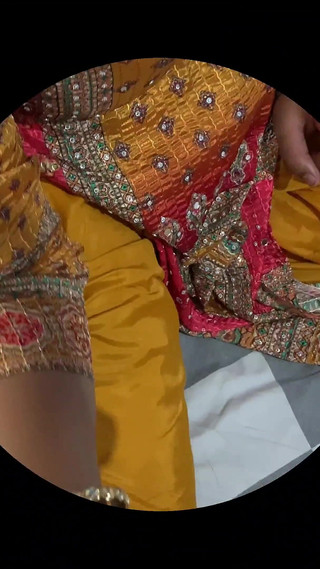 راشميكا تتظاهر بأنها بريئة وتريد الحصول على فيديو كامل مع الصوت الهندي