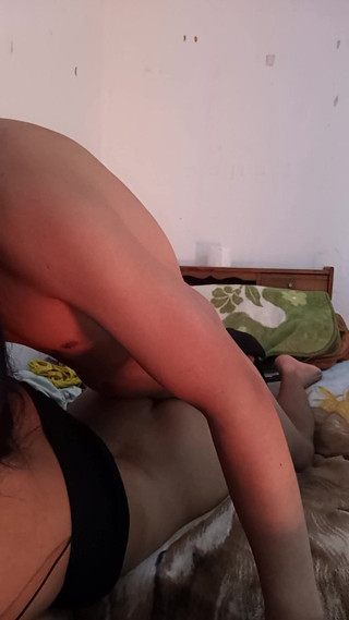 الليلة، إذا شعرت بالرغبة في ممارسة الجنس أربع مرات، كم هو لذيذ