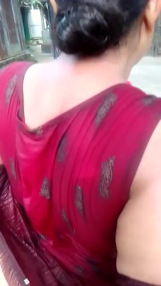 فيديو استحمام فتاة القرية