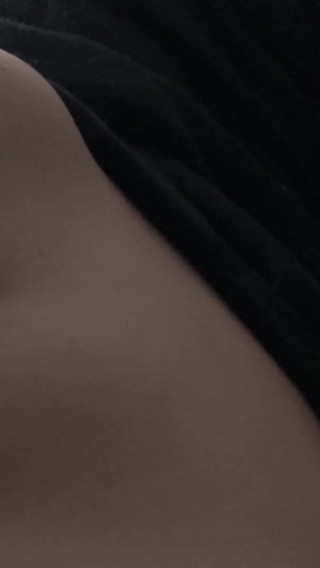 تقبيل فرنسي لأختي المسلمة