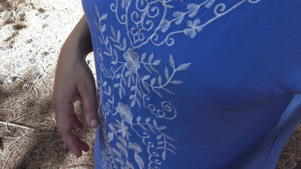 زوجة الغش العربية تمارس الجنس في الهواء الطلق الخام